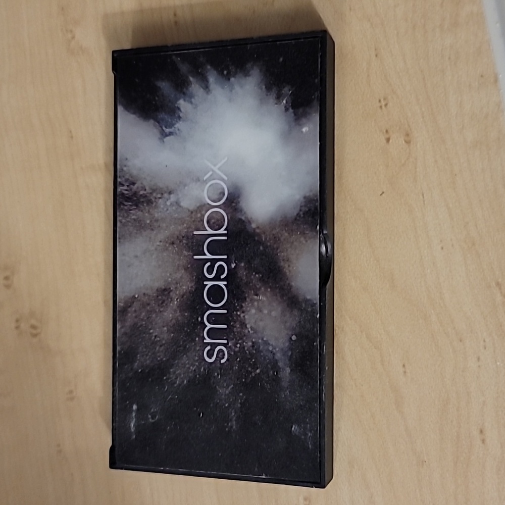 Smashbox cover shot denim eye shadow pallet